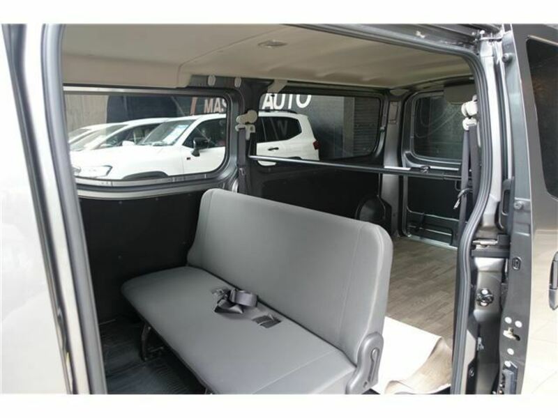 CARAVAN VAN