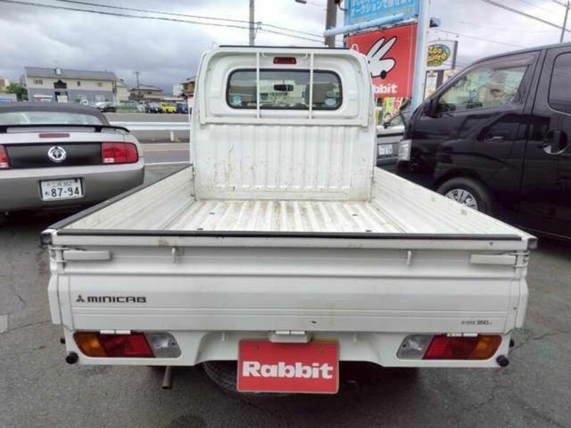 MINICAB TRUCK