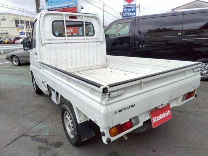 MINICAB TRUCK
