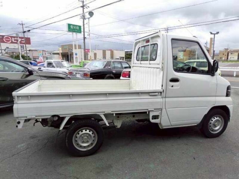 MINICAB TRUCK