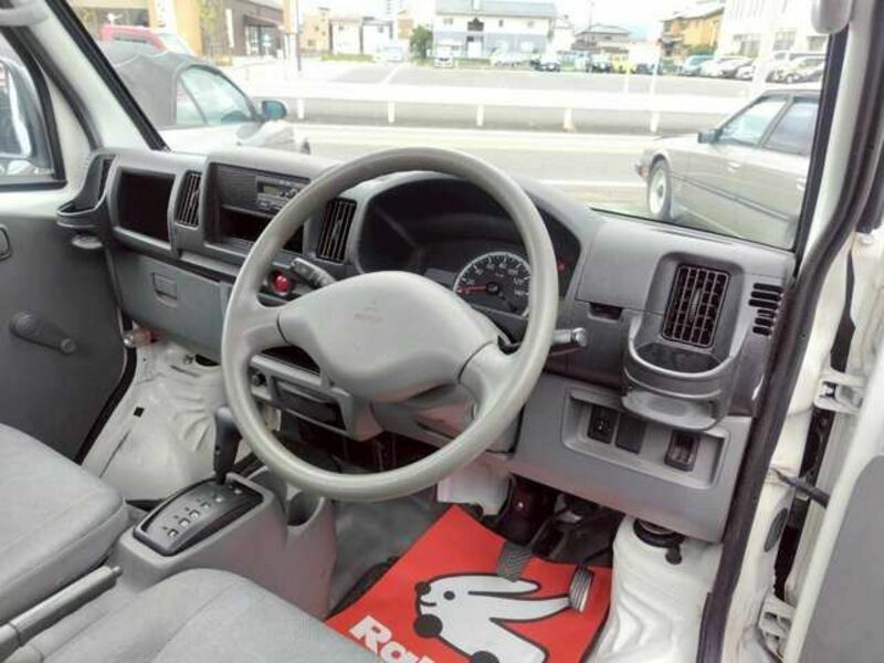 MINICAB TRUCK