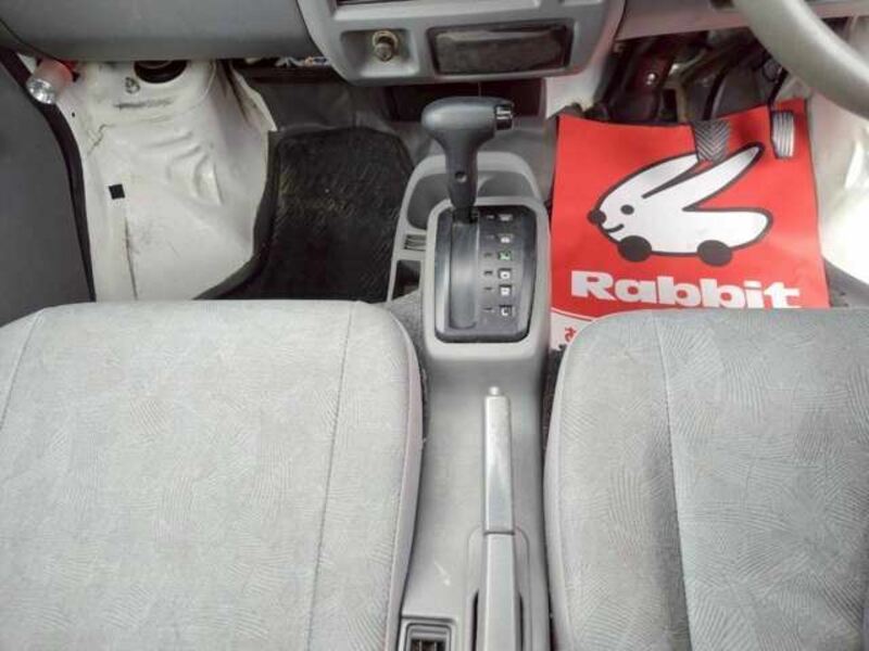 MINICAB TRUCK