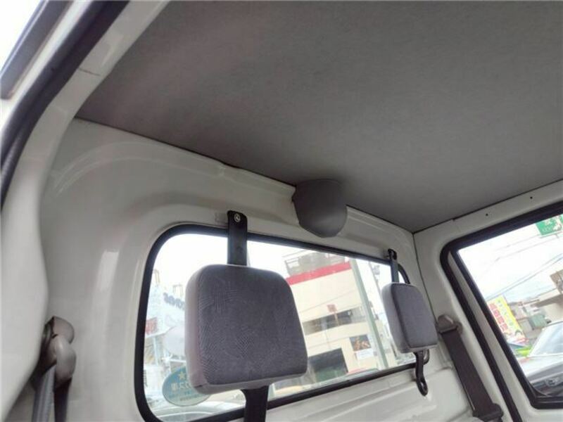 MINICAB TRUCK