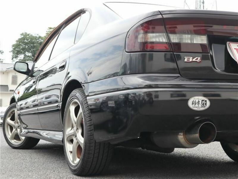 LEGACY B4