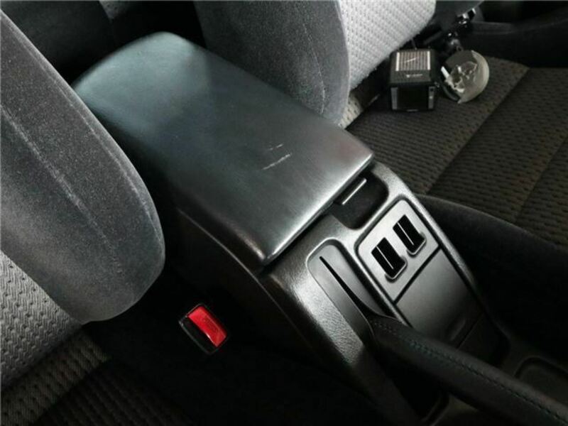 LEGACY B4