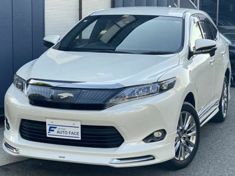 TOYOTA HARRIER