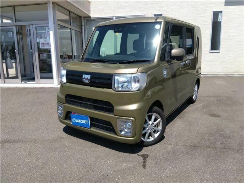 DAIHATSU WAKE