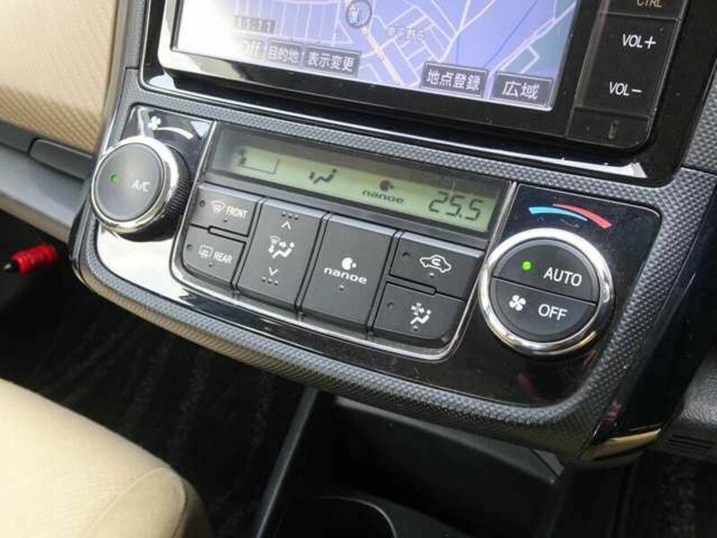 COROLLA AXIO