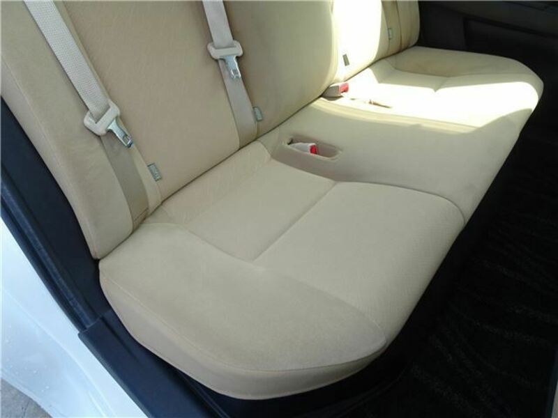 COROLLA AXIO