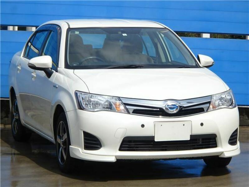 COROLLA AXIO