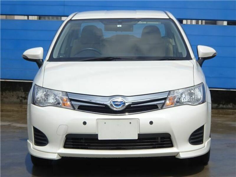 COROLLA AXIO