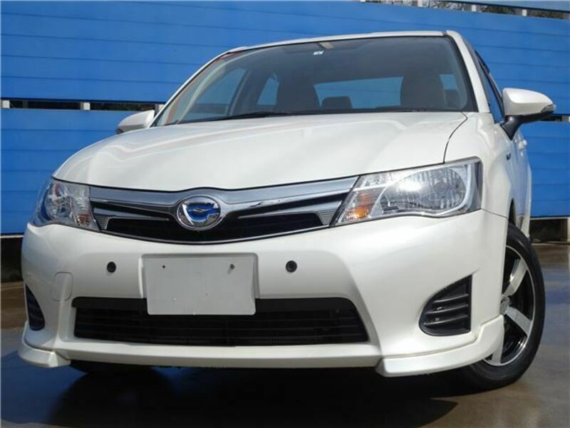 COROLLA AXIO