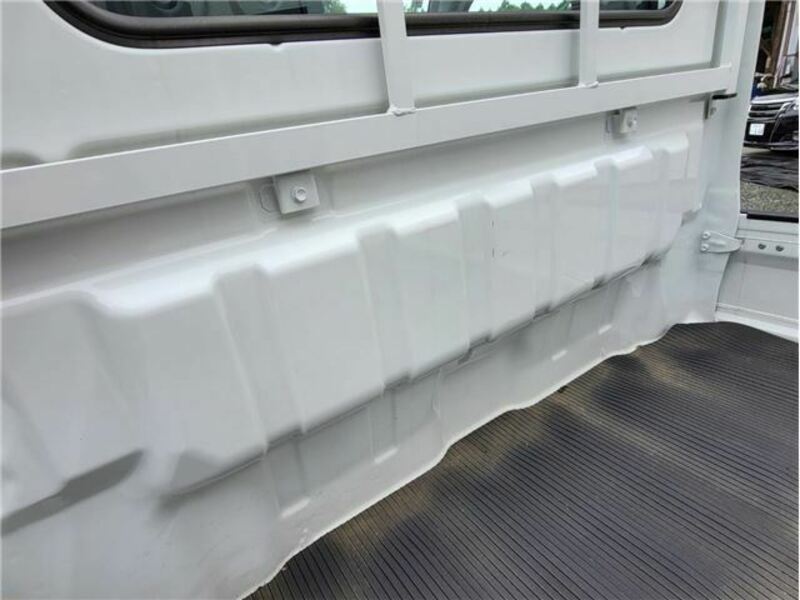 CLIPPER TRUCK