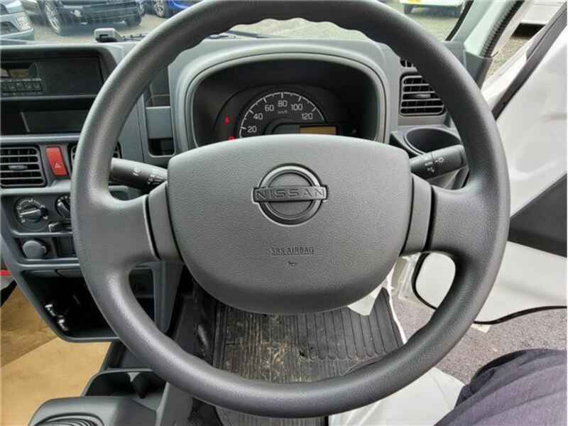 CLIPPER TRUCK