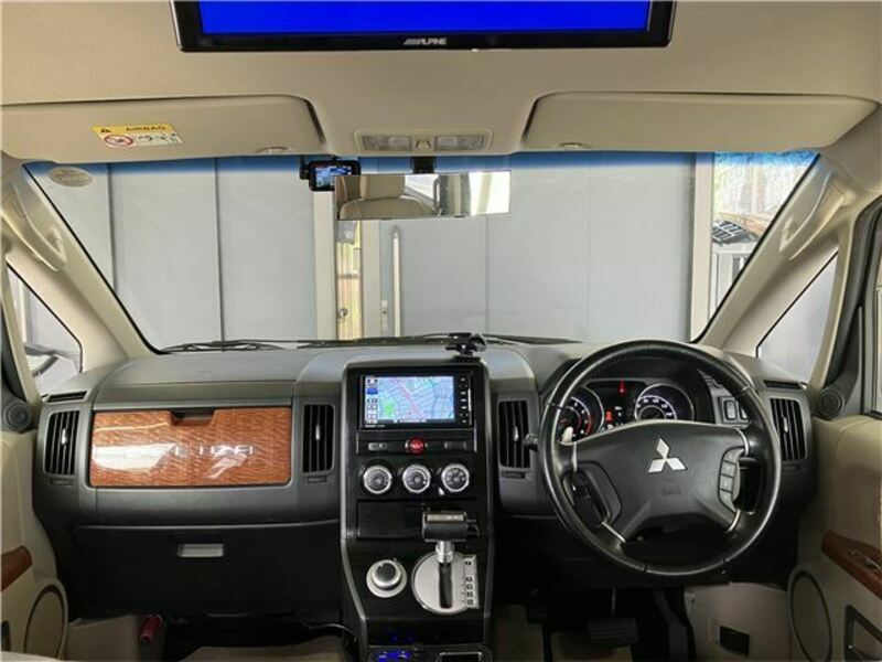 DELICA D5