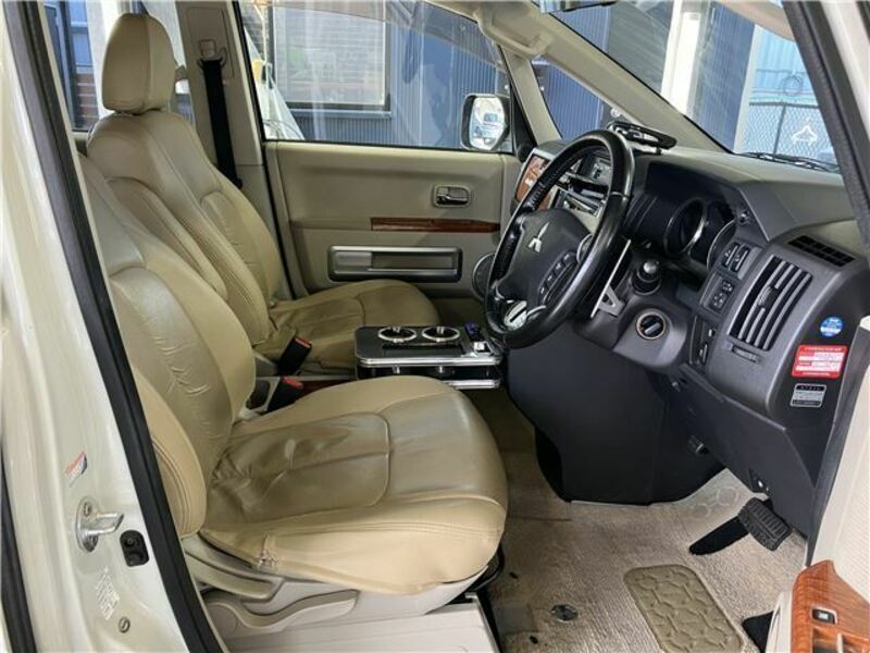 DELICA D5