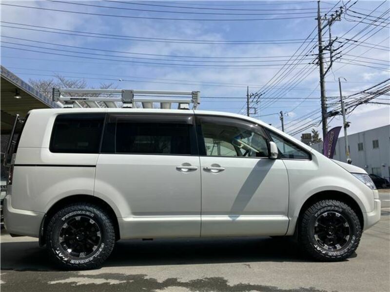DELICA D5