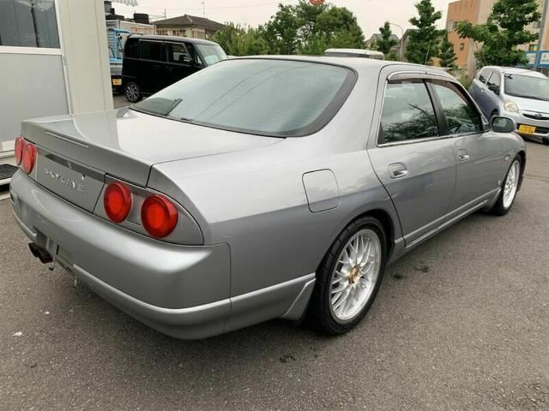 SKYLINE