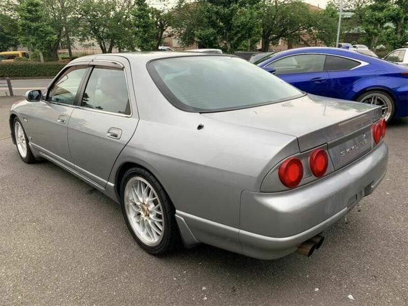 SKYLINE