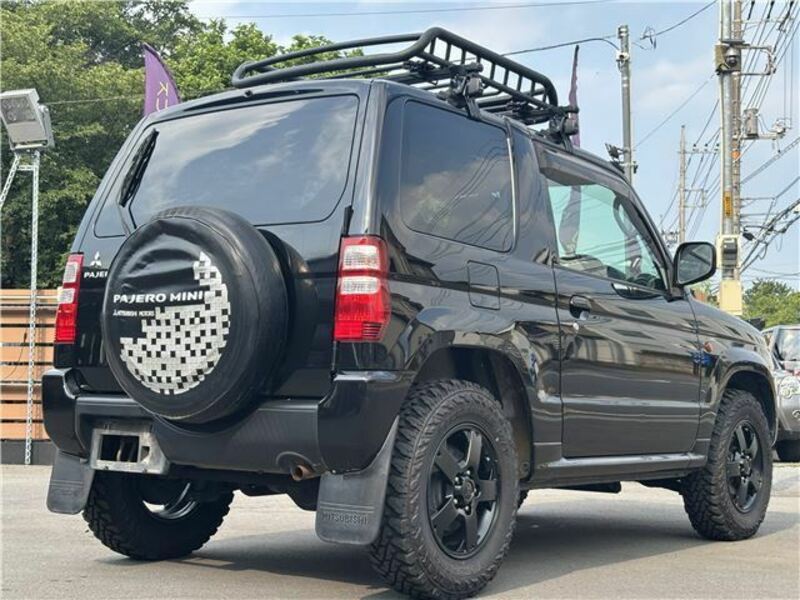 PAJERO MINI