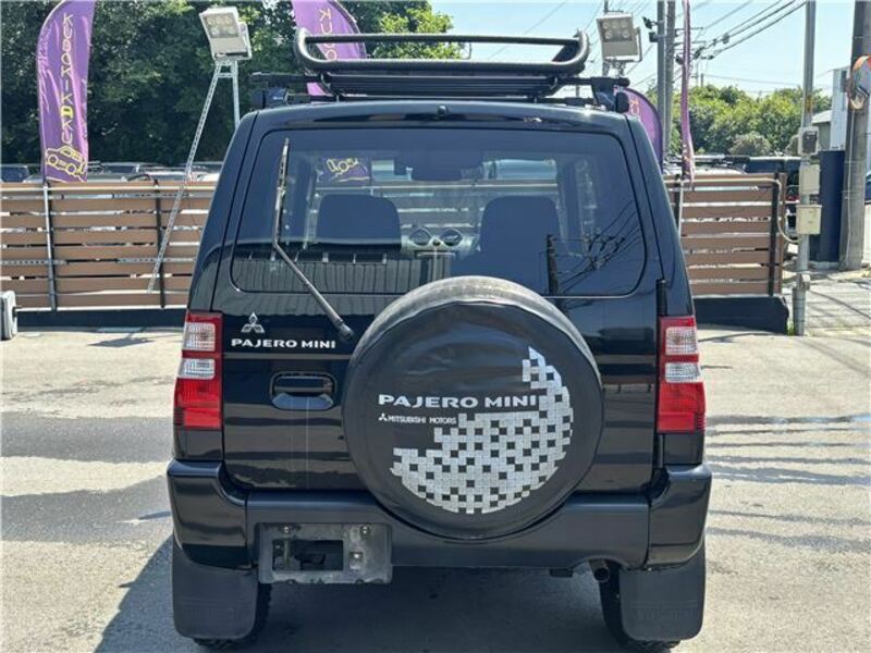 PAJERO MINI