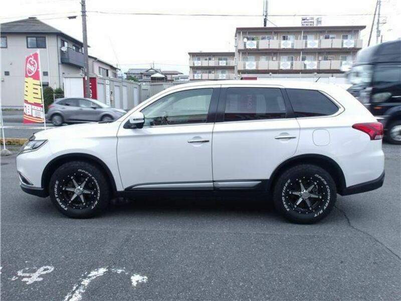 OUTLANDER