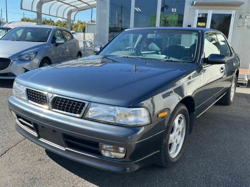 NISSAN LAUREL