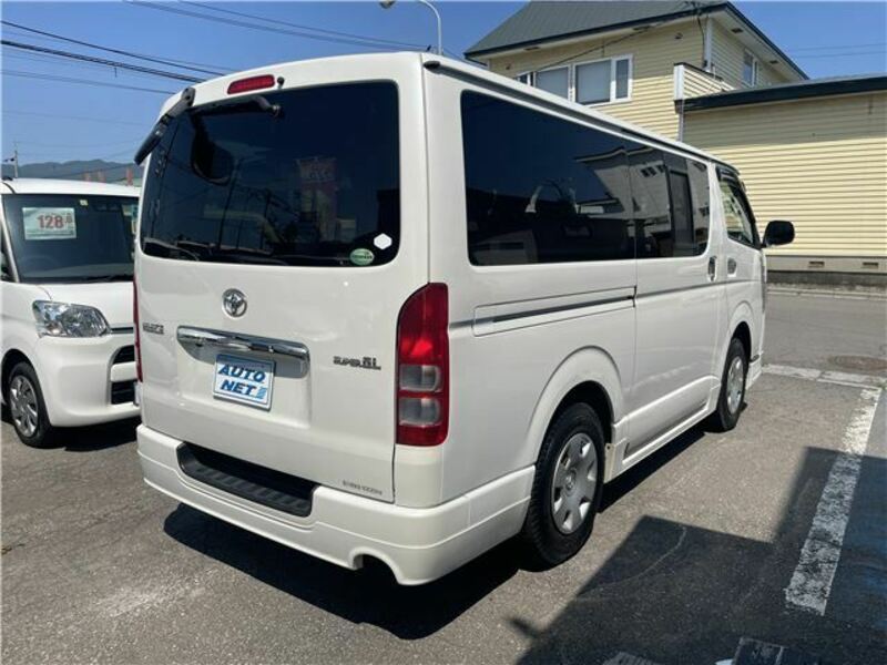 HIACE
