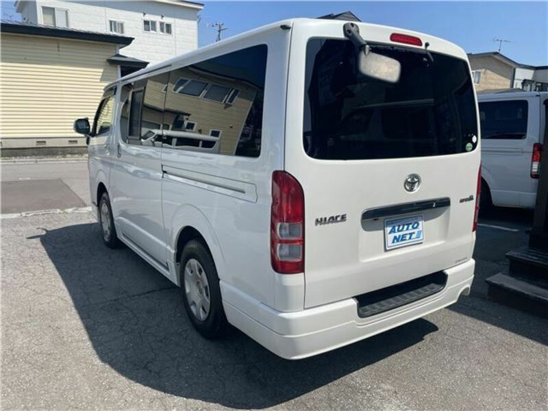 HIACE