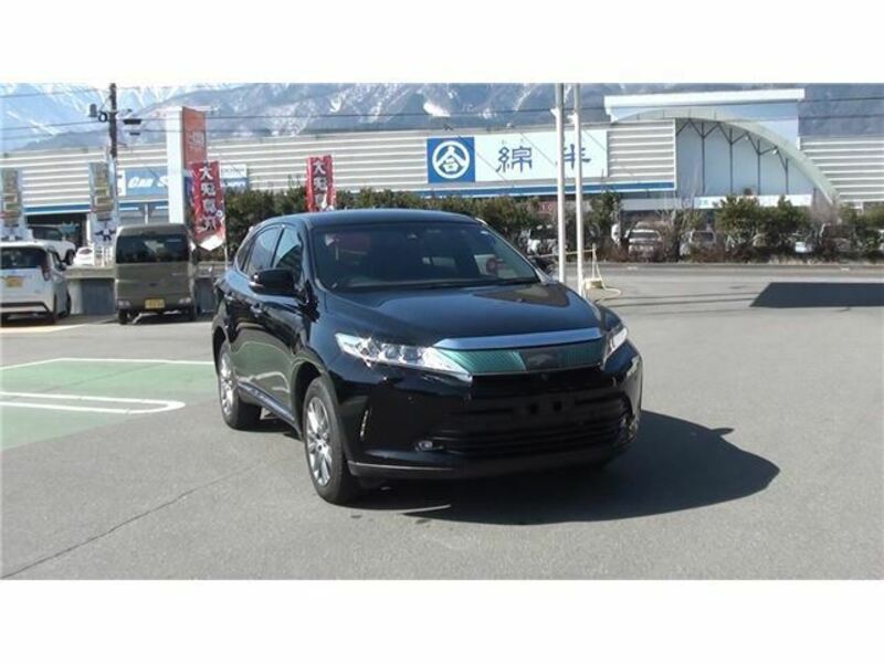 TOYOTA HARRIER