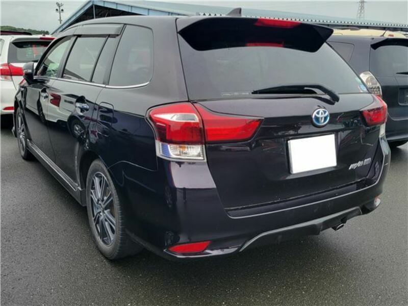 COROLLA FIELDER