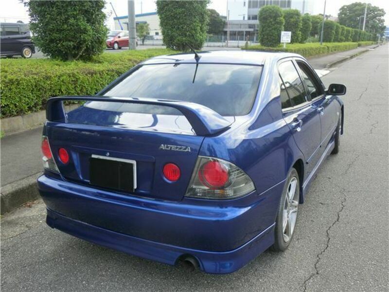 ALTEZZA