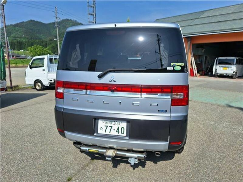 DELICA D5