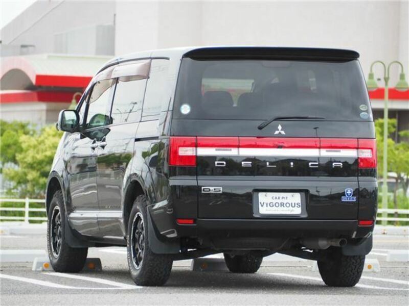 DELICA D5