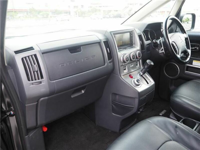 DELICA D5
