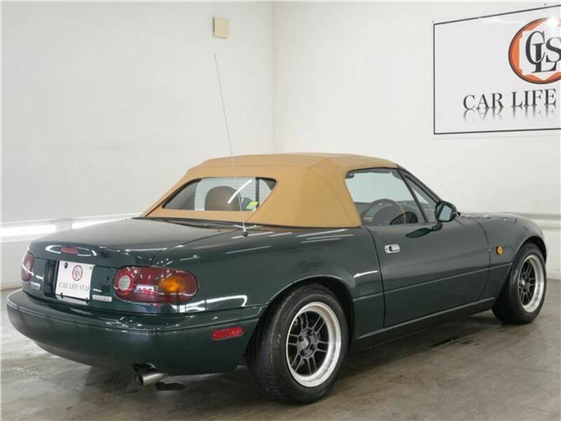 EUNOS ROADSTER