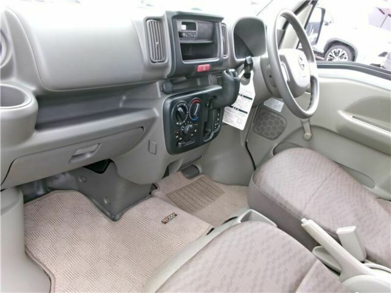 CLIPPER VAN