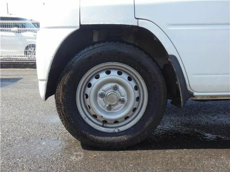 MINICAB TRUCK