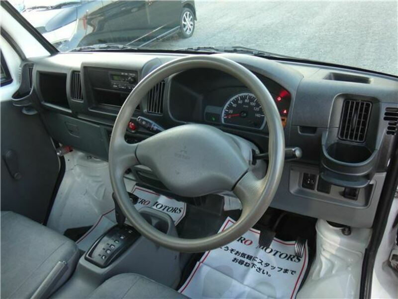 MINICAB TRUCK