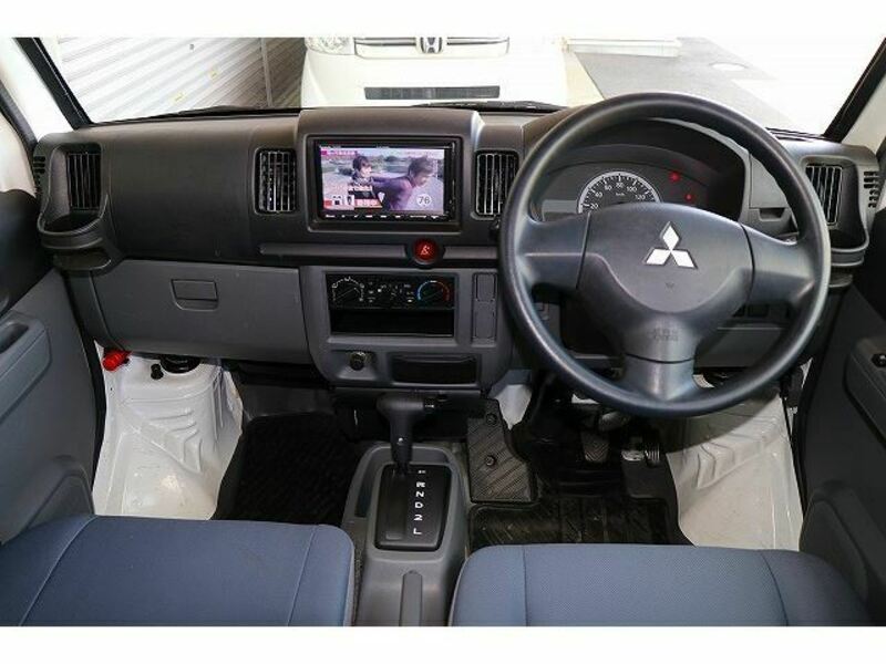 MINICAB VAN