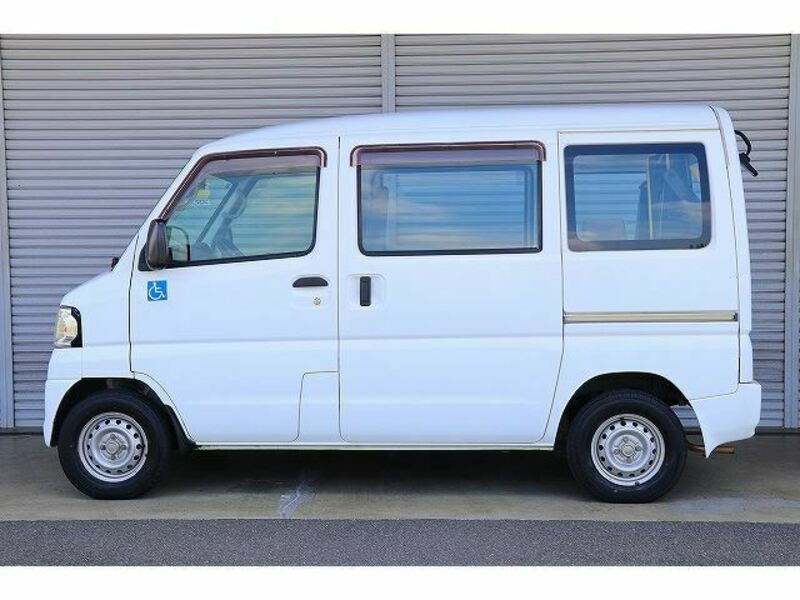 MINICAB VAN