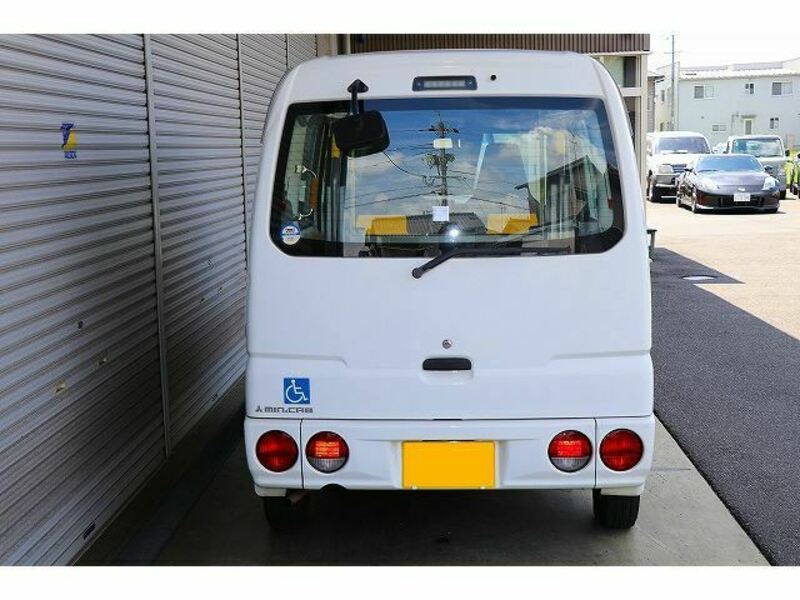 MINICAB VAN