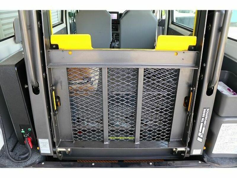 MINICAB VAN
