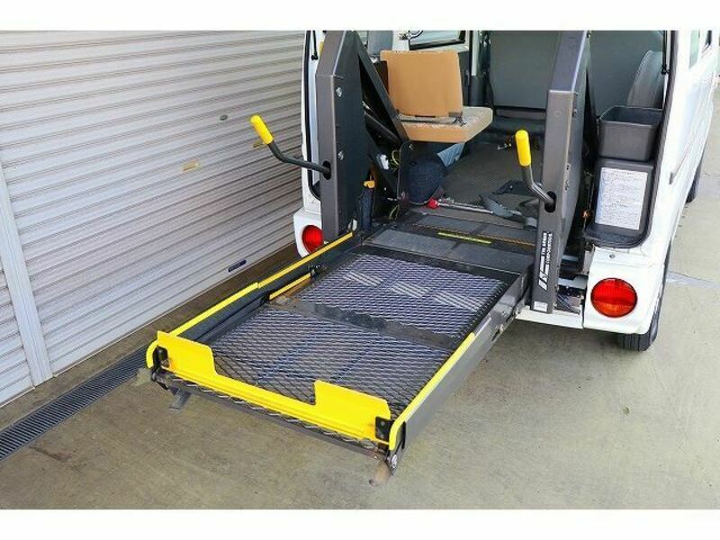 MINICAB VAN