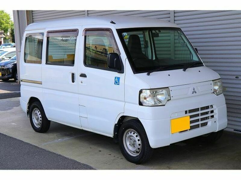 MINICAB VAN