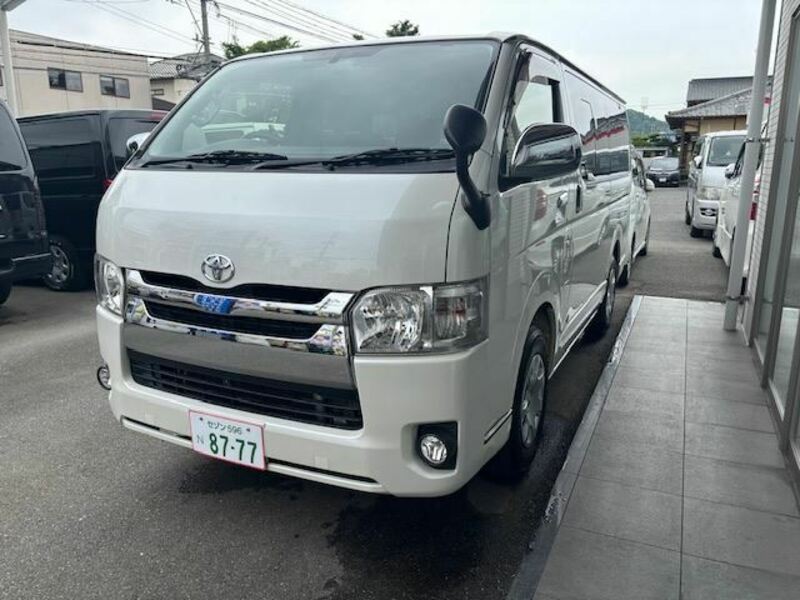 HIACE VAN