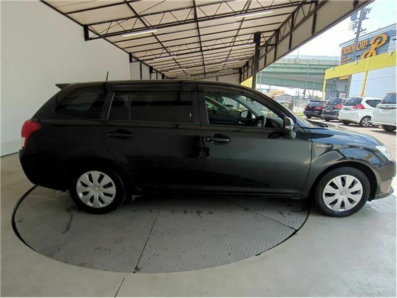 COROLLA FIELDER