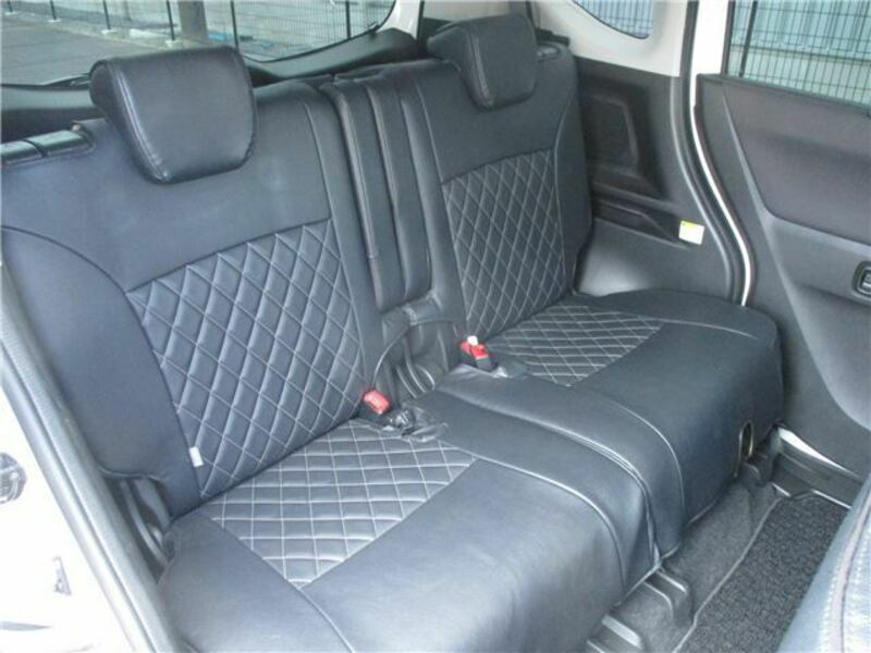 DELICA D2