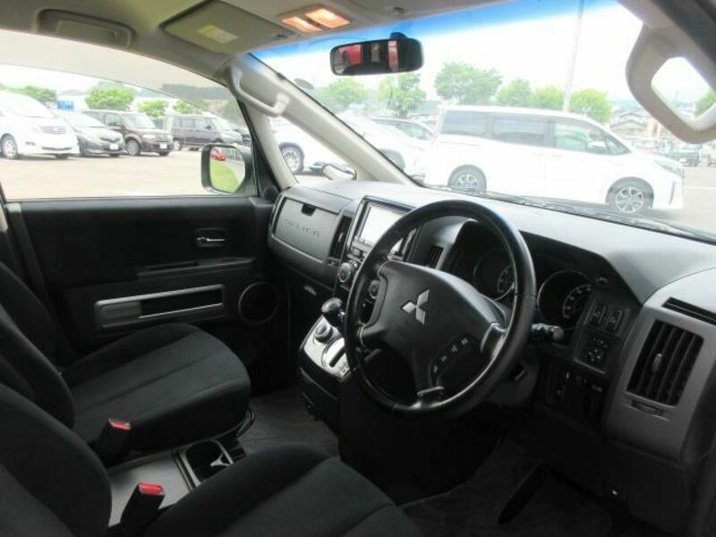 DELICA D5