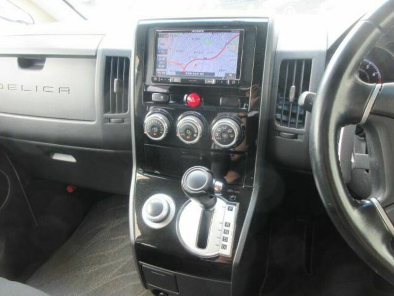 DELICA D5